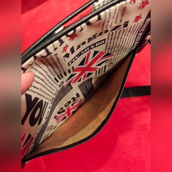 Hurry! Store Close Next Week!! Vintage Shoulder bag - Picture 4 of 8